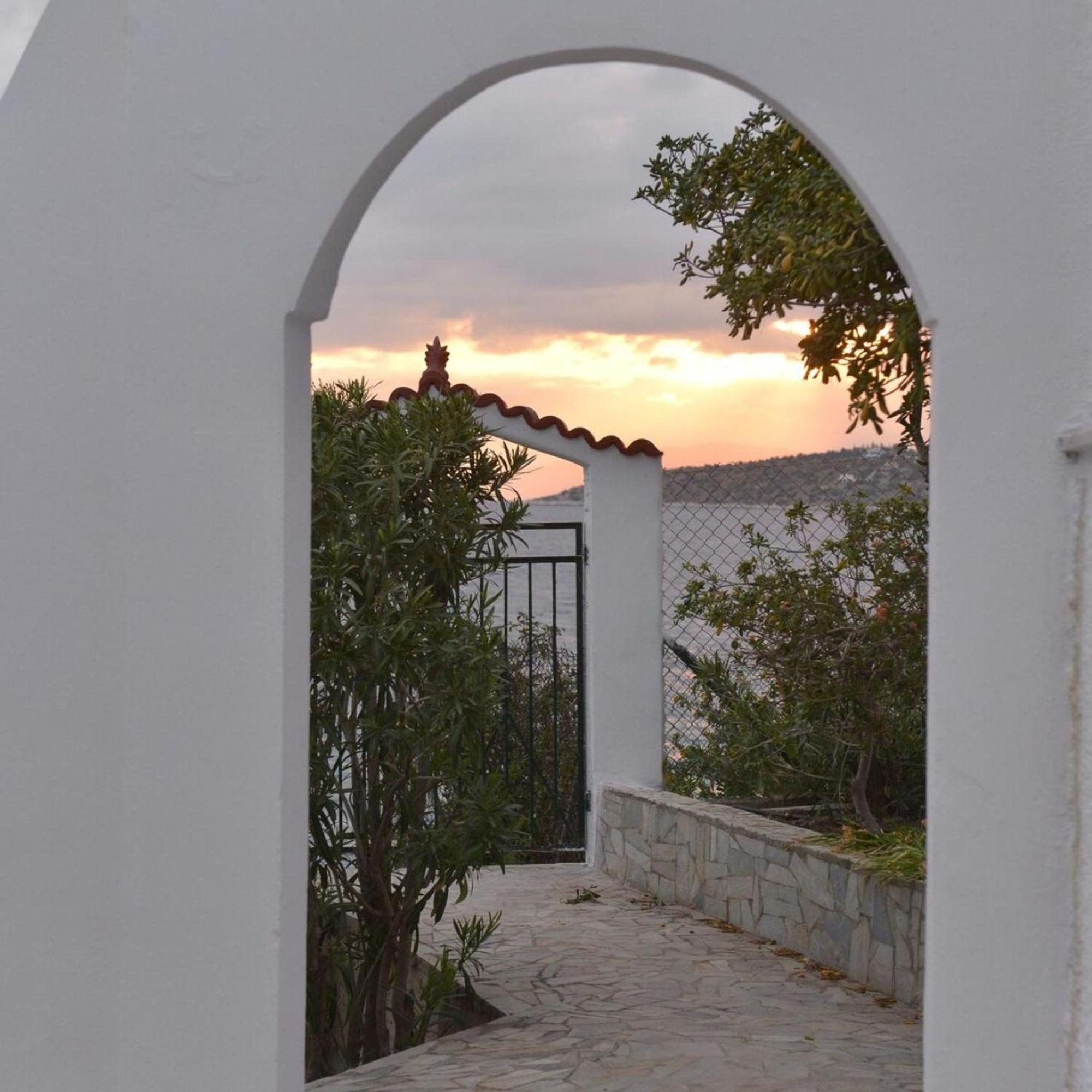 Salamis Beachfront House 外观 照片